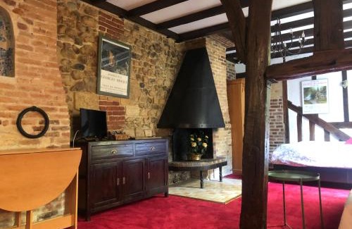 Enclos Apartment | Discover Tim's Secret Place: Family-Friendly Getaway