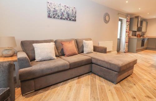 Mouldsworth House | Discover Timadon Cottage: Family-Friendly Retreat with 9.6/10