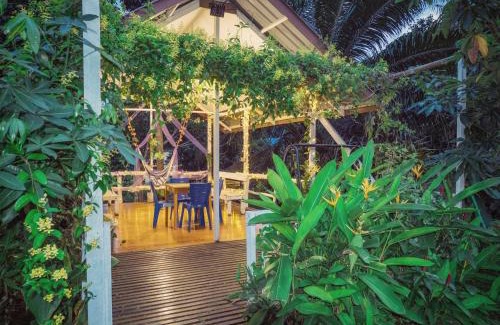 Semporna Resort | Timba Garden: Free Town & Jetty Transport with Ocean Views