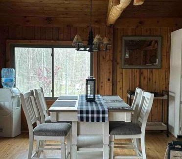 Union Ski Chalet | Timber Frame Country Retreat: Pet-Friendly Getaway, 4-Star Stay