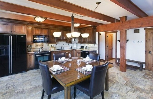 Mammoth Lakes Apartment | Timber Ridge #53: Ski-In/Ski-Out Near Canyon Lodge