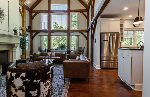 Fairview House | Timber Ridge Falls: Premier Retreat with Hot Tub & Pool