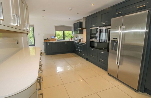 Brimfield Cottage | TIMBERDYNE, pet friendly, character holiday cottage in Woofferton