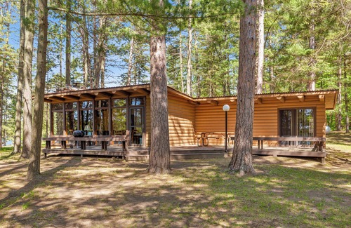 Park Rapids Cabin | Timberlane Resort: 3BR Retreat with Pool & Hot Tub