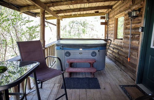 Old Washington Cabin | Timberline Cabins - The Huntington: Family-Friendly Retreat