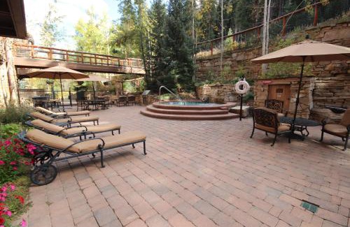 River Run House | Timbers 3058: Ideal Retreat with Pool and Hot Tub Access