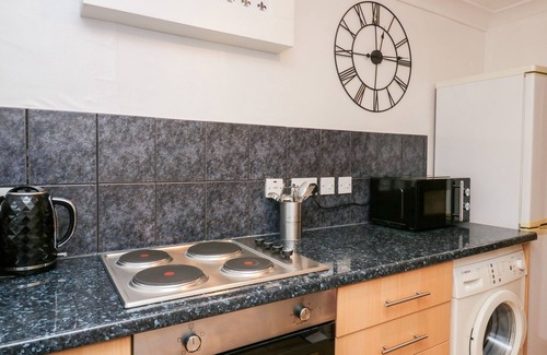 Arnside Cottage | Unforgettable TIME AND TIDE Cottage with Oceanfront Views