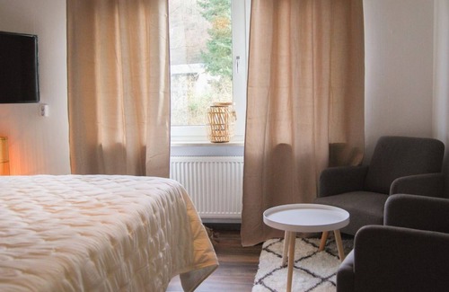 Traben-Trarbach Bed & Breakfast | Relaxing Getaway with Thermal Spa at Moseltherme Guesthouse