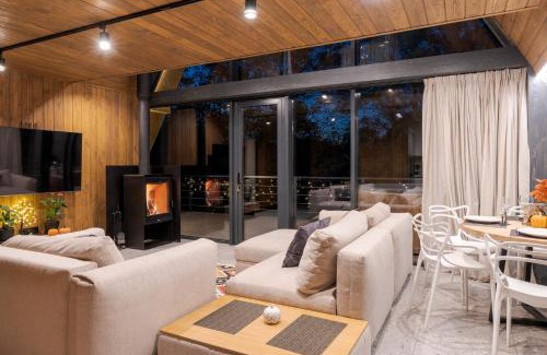 Krekhiv Ski Chalet | Experience Unmatched Comfort at Time ForRest Hotel