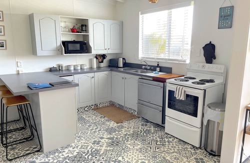 Foxton Beach House | Family & Pet-Friendly Retreat at 'Time Out' Foxton Beach