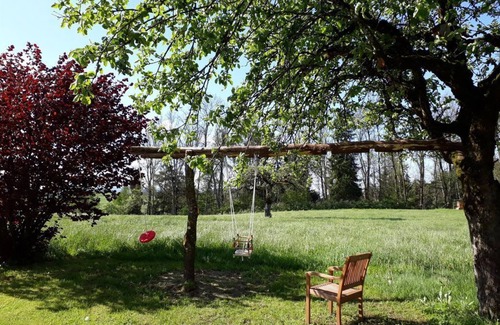 Neuravensburg Apartment | Relax at the Lindenhof: Top-Rated Family-Friendly Retreat