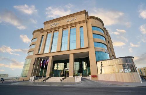 Al Wakrah Hotel | Beachfront Bliss at TIME Rako Hotel - 4 Star Experience