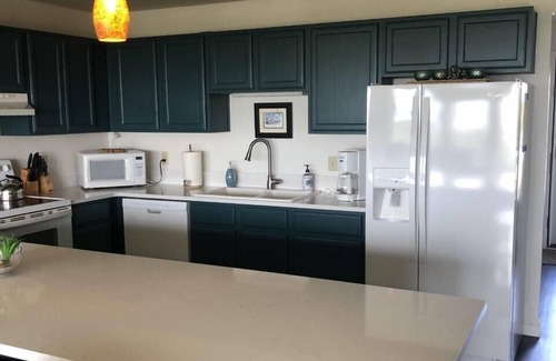 Long Beach Condo | Discover Wings Over Willipa: Ideal Weekend Getaway!