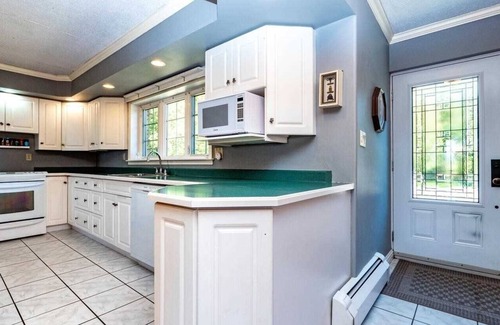 Wiarton Villa | Experience Unforgettable Moments at Villa-Jasmine Today!