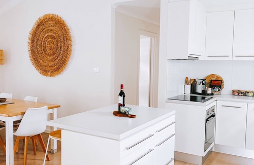 Encounter Bay House | Relax in Paradise: Oceanfront Retreat with 10/10 Rating