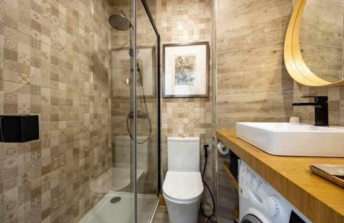 Armacao de Pera Apartment | Oceanfront Timeless Beach III Apartment - Guest Rated 9.8