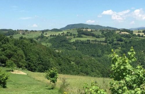 Apecchio House | Exquisite Holiday Home in Apecchio with Garden & Pool