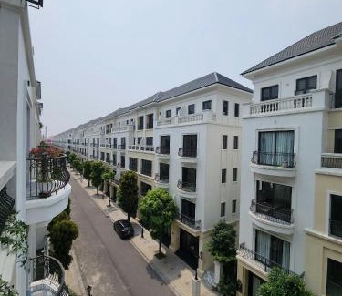 Van Giang House | Experience Timi's Homestay: Pet-Friendly with Ocean Views