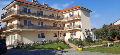 Costinesti House | Timona: Guest Rated 10/10 with Family-Friendly Amenities