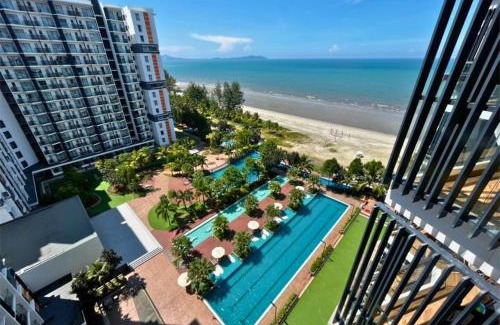 Kuantan Apartment | Tranquil Timurbay Seafront Residence with Ocean View Pool
