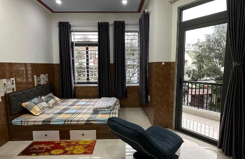 Phuoc Long Apartment | Budget-Friendly Tin Apartment & Coffee with Family Amenities