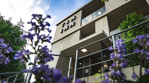 Hueckelhoven Hotel | Unique Stay at TIN INN l Hückelhoven - Family Friendly Hotel