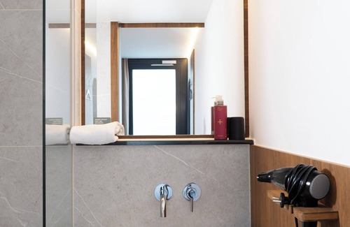 Hueckelhoven Hotel | Family-Friendly TIN INN Hückelhoven with Breakfast & Kitchen