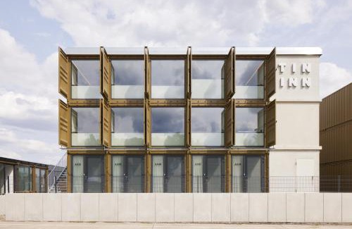 Montabaur Hotel | Discover TIN INN Montabaur: Unique Container Hotel Experience
