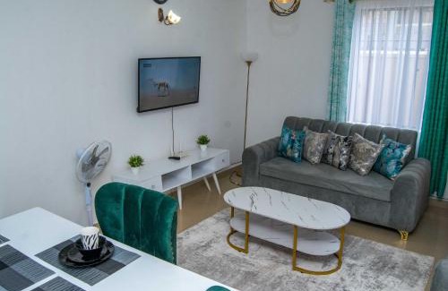 Kisumu Apartment | Cozy 1 BR Apartment in Kisumu with Fast Wi-Fi & Parking