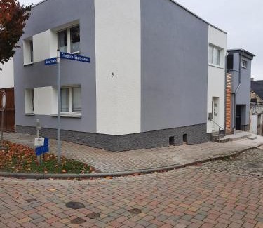 Hohendodeleben Apartment | Child-Friendly Retreat at Tina's Fewo – Book Your Stay!