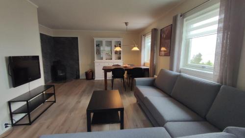 Andalsnes House | Pet-Friendly Retreat at Tindelykke with Top Guest Ratings