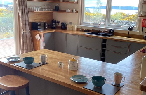 Erbusaig Cabin | Tingle Lodge - Luxury Retreat in the West Highlands