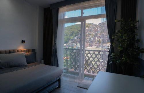 Baguio Apartment | Discover Tinker's Cabin Baguio: Pet-Friendly Retreat