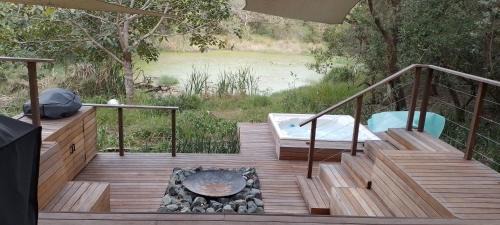 Hluhluwe Apartment | Explore Tinswari Self-catering Chalet with Pool & Breakfast