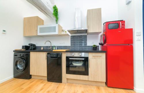 Tournus Apartment | Tintin Hotel in Tournus: Child-Friendly & Highly Rated