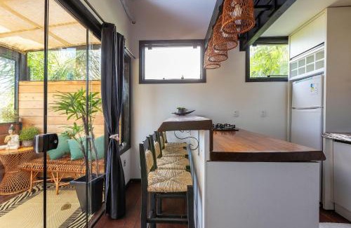 Morro das Pedras House | Pet-Friendly Retreat at Tiny Bali with Pool & Hot Tub