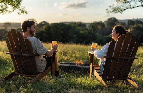 Dalton Cabin | Kid-Friendly Stay at Tiny Charlotte with Kitchen Amenities