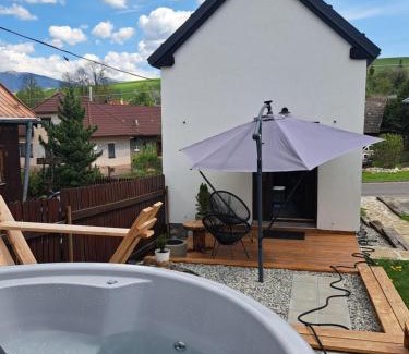Liptovsky Trnovec House | Charming Tiny Cottage in Slovakia - Guest Rated 10/10