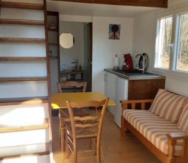 Beulotte-Saint-Laurent Other | Oceanfront Elegance at Tiny des Rêves - Rated 9/10!