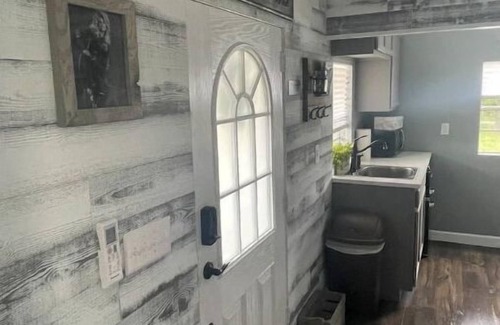 Murfreesboro House | Cozy Tiny Farmhouse: Family-Friendly Retreat Awaits