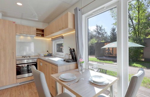 Pleinfeld House | Discover a Cozy Tiny House at Waldcampingplatz Brombachsee