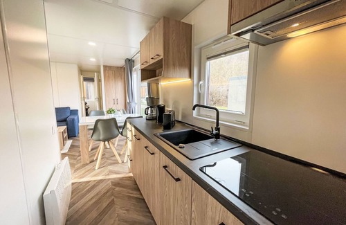 Riedenburg House | Relax at Tiny Haus Königshaus with Lake Views & Spa
