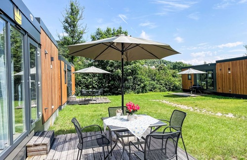 Riedenburg House | Relax at Tiny Haus Königshaus with Lake Views & Spa
