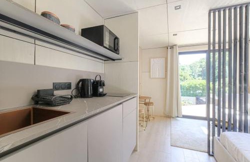 Saint-Rambert Apartment | Tiny-house atypique, 4 personnes, Saint-Didier