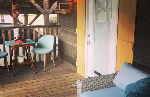 Upward House | Cozy Tiny Home with Pool - Your Perfect Escape Awaits