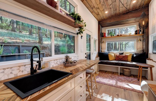 Nevada City House | Tiny home in Nevada City with AC, WiFi