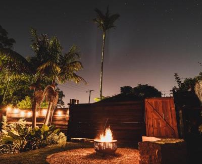Cardiff South House | Cozy Getaway with Outdoor Bath and Infrared Sauna