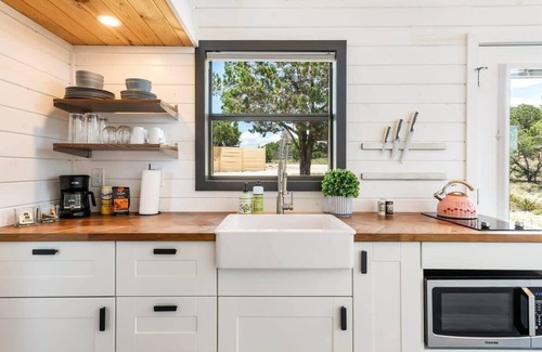 Dripping Springs Cabin | Relaxing Tiny Home with Pool in Dripping Springs