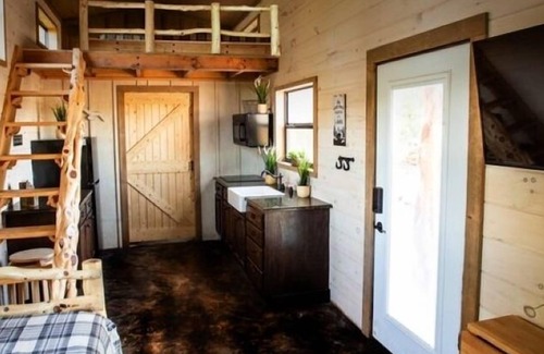 Denison Hotel | Relaxing Tiny Home Vacations Resort with Pool & Spa