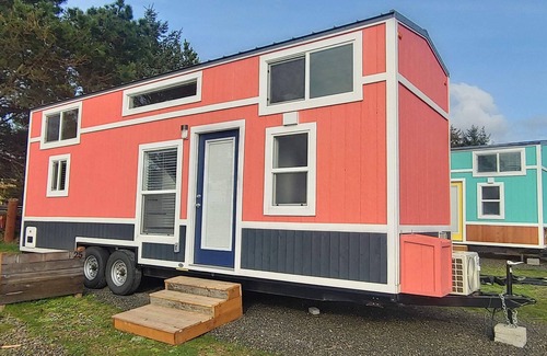 Copalis Beach Cottage | Cozy Tiny Home Village with Ocean Views & Pet-Friendly Options